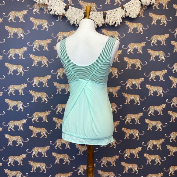 Lululemon Tame Me Tank - Picture 4 of 5